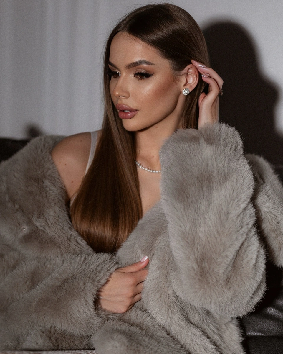 Aurora escort in Moscow