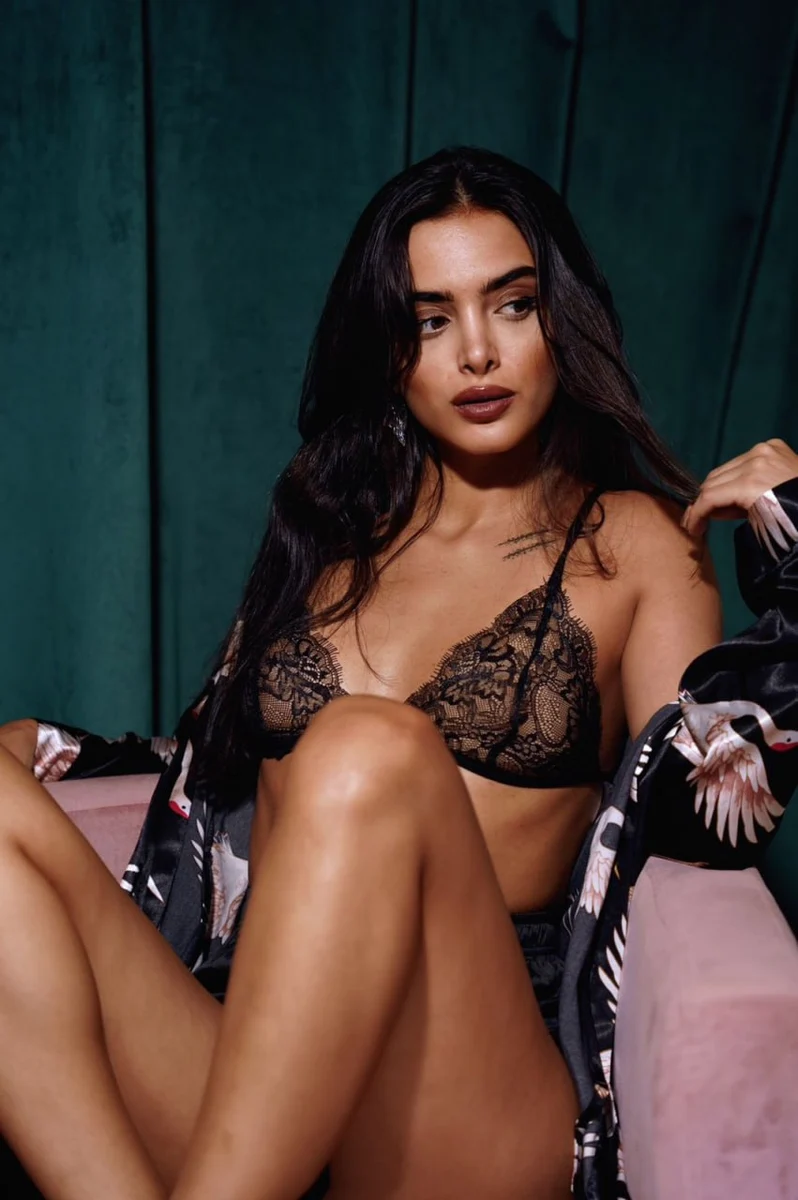 Ava escort in Moscow