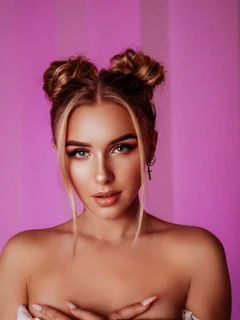 Candy escort in Moscow