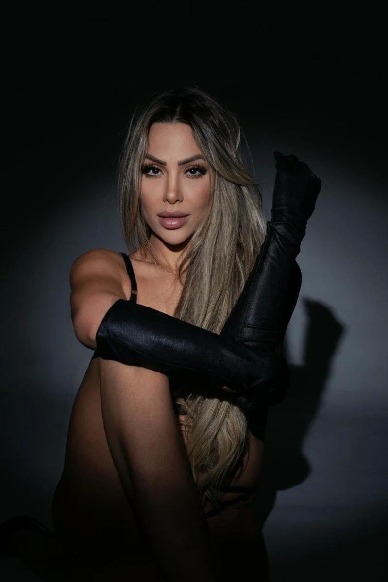 Dana escort in Moscow