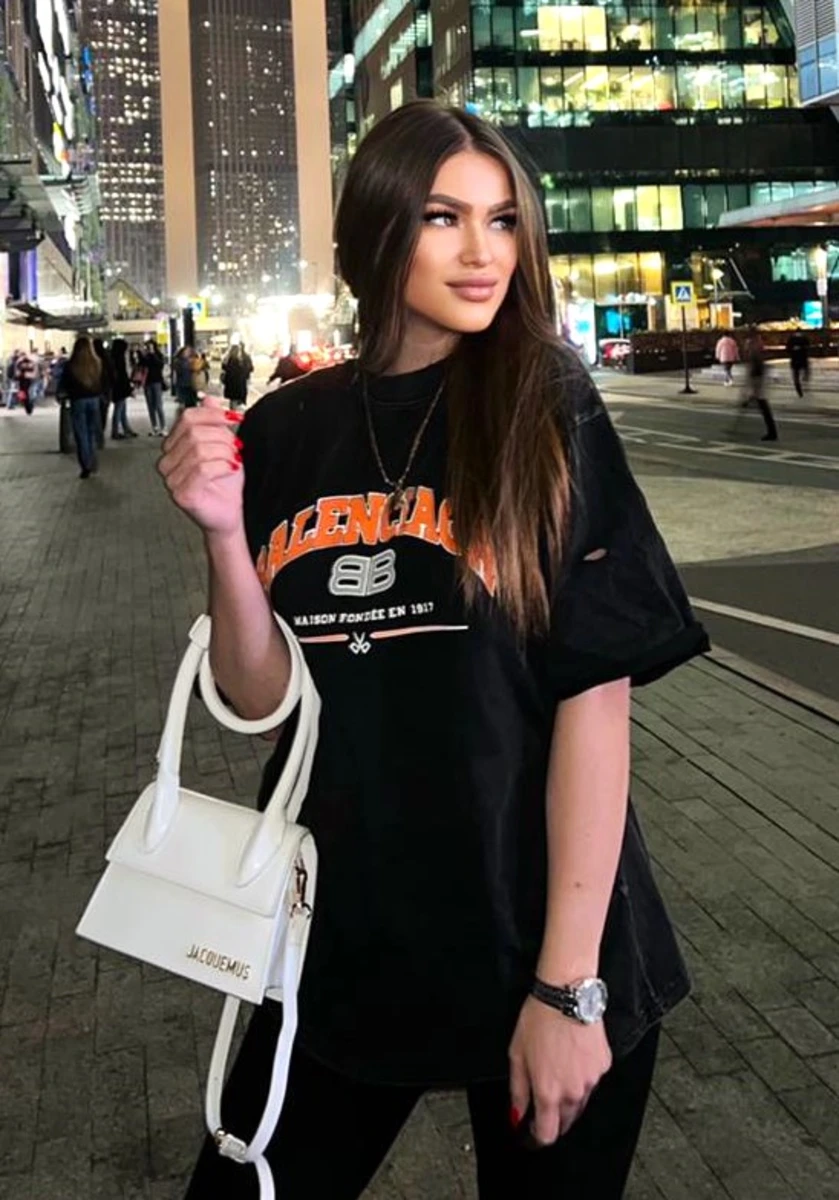 Edelin escort in Moscow