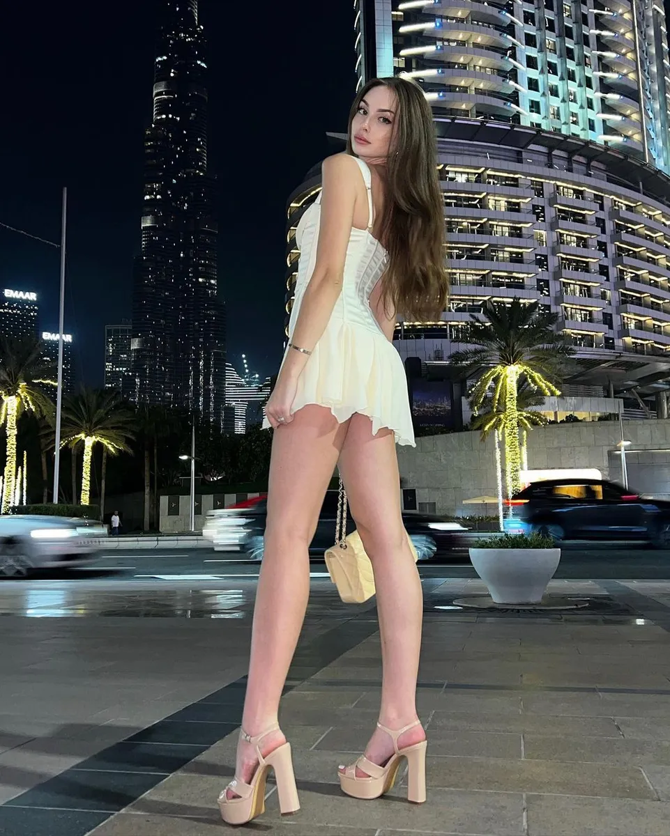 Electra escort in Dubai