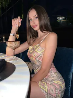 Electra escort in Dubai