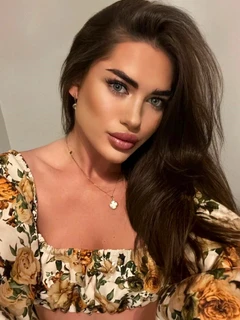 Elina escort in Moscow