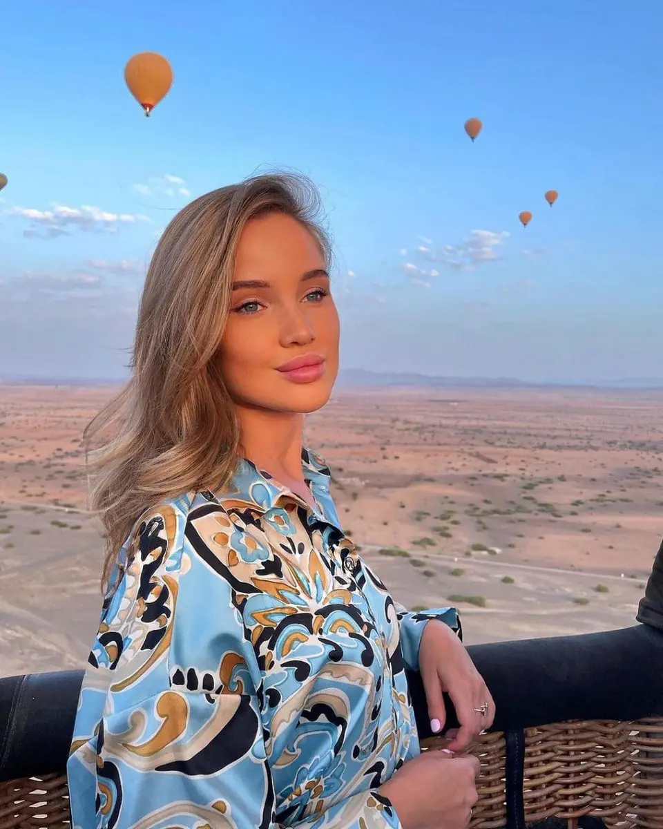 Iris escort in Moscow