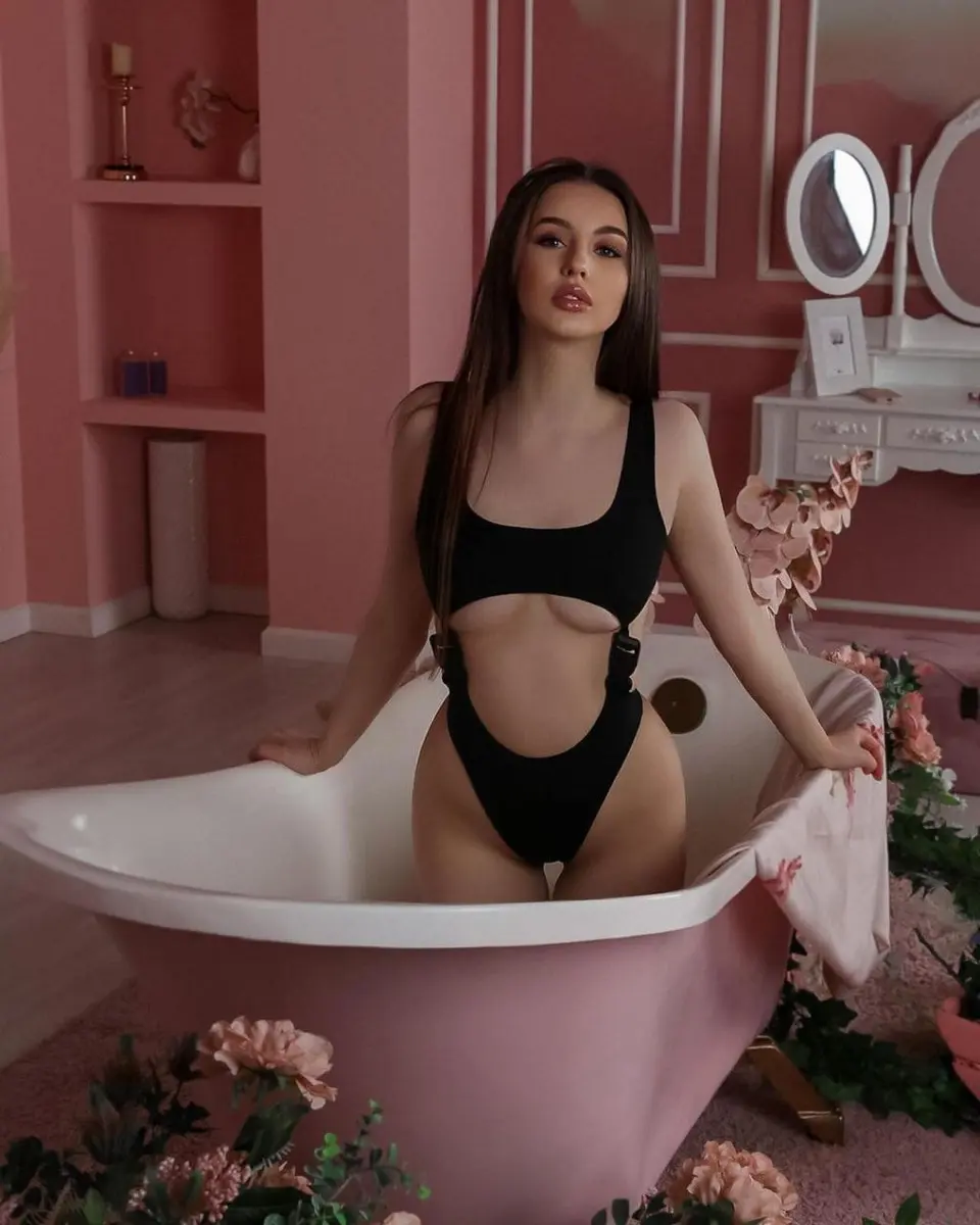 Jessica escort in Moscow