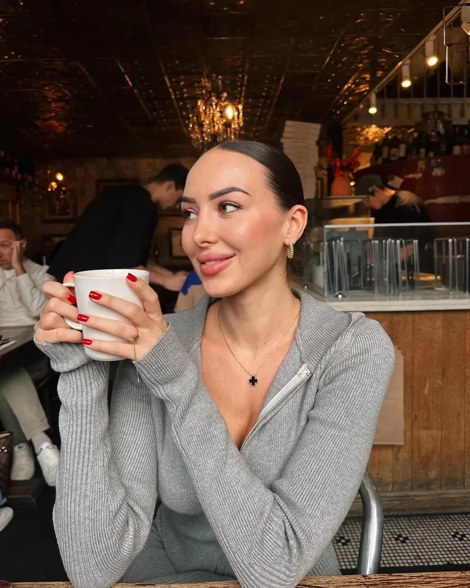 Juliette escort in Moscow