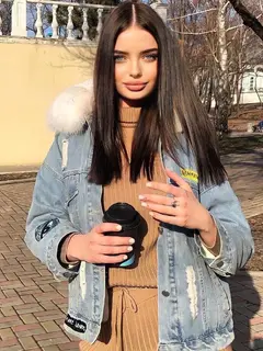 Kaitlyn escort in Moscow