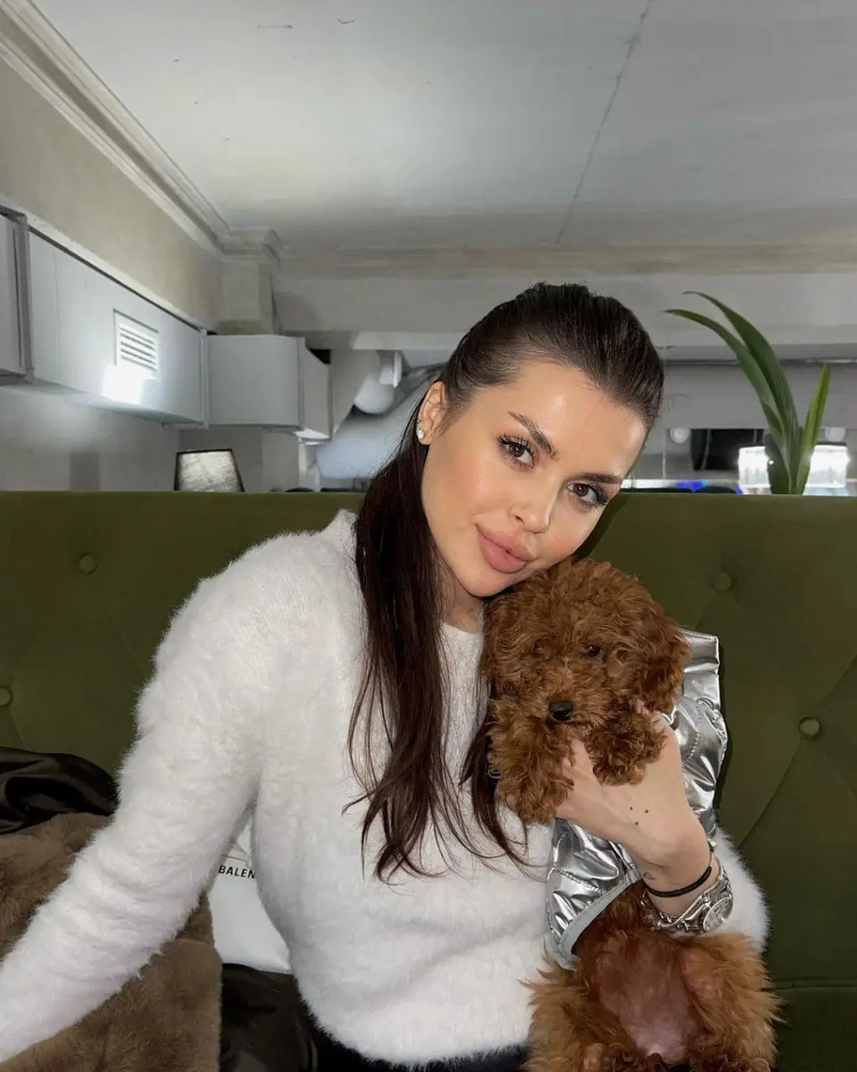 Kayla escort in Moscow