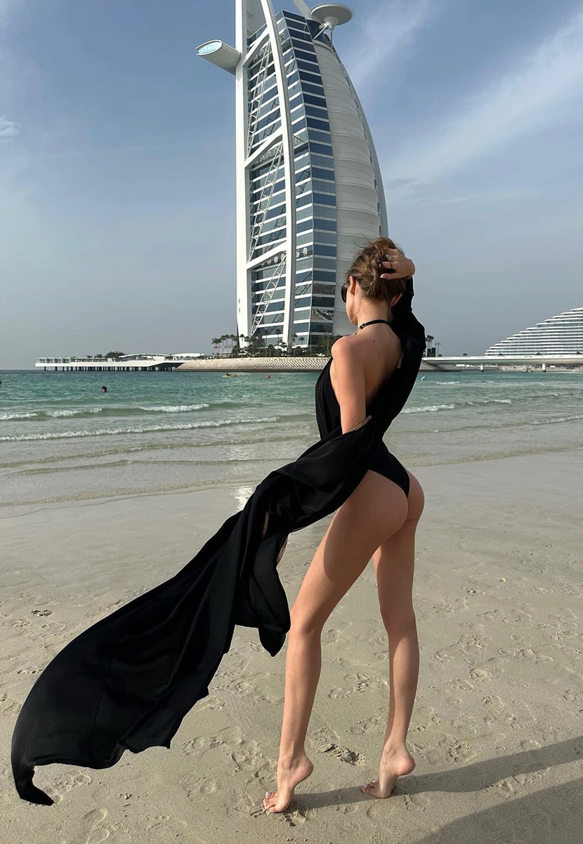 Laurel escort in Moscow