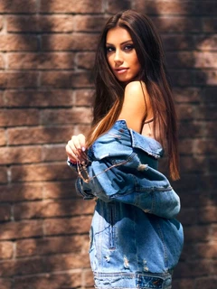 Lora escort in Moscow