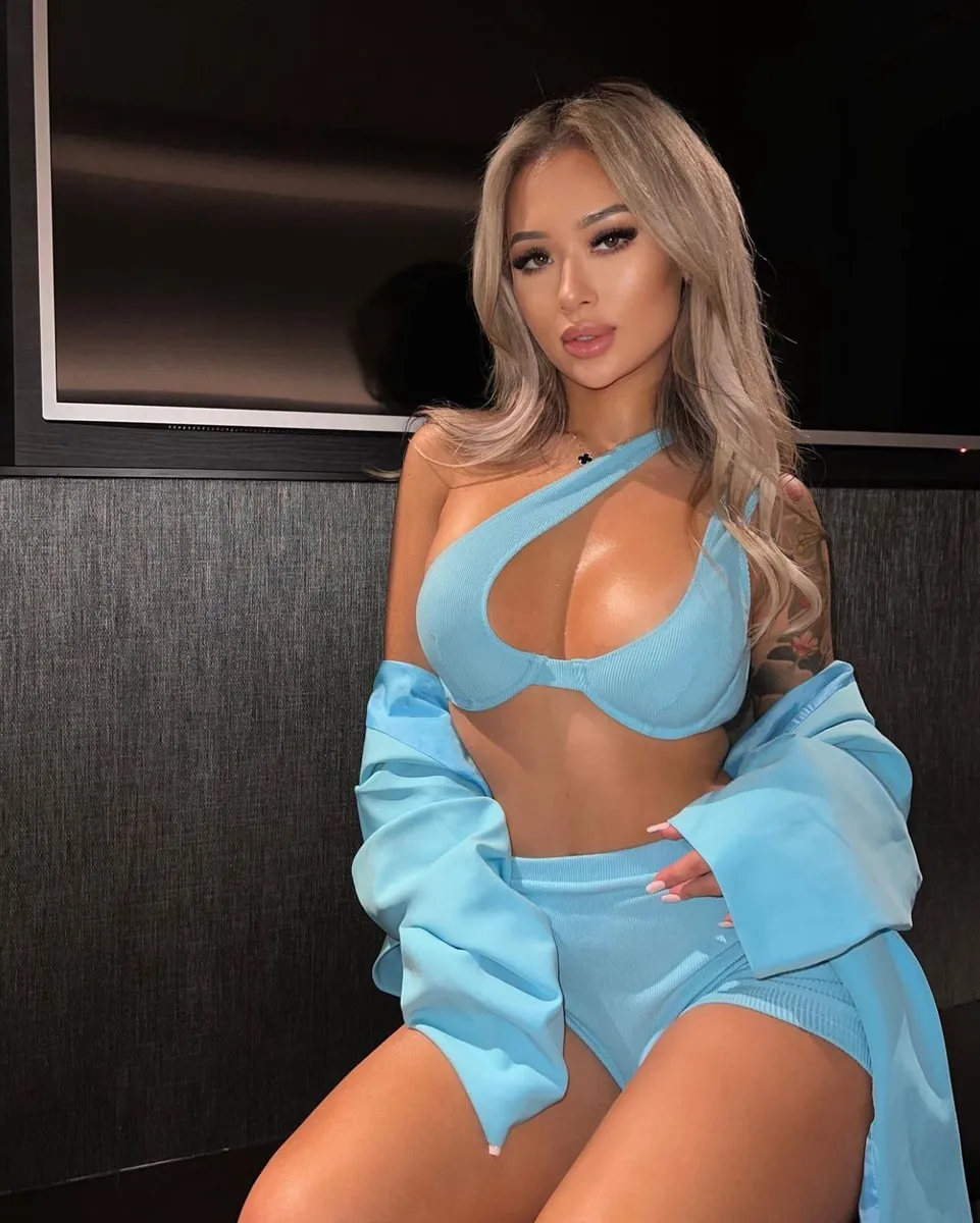 Louise escort in Moscow