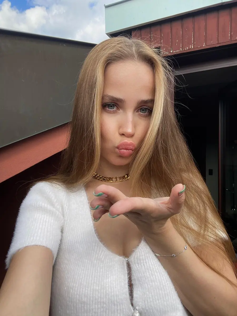 Lydia escort in Moscow