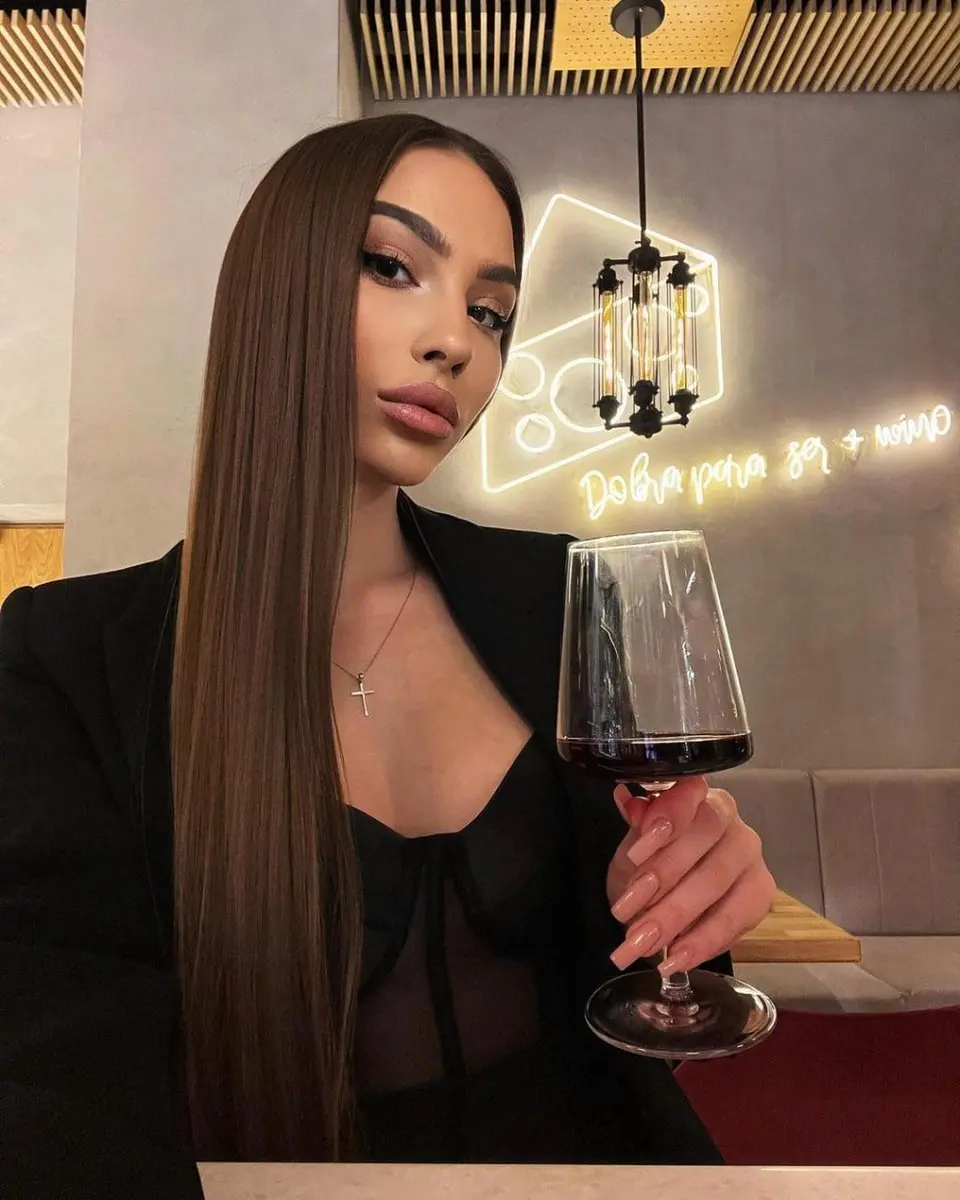 Madeline escort in Moscow