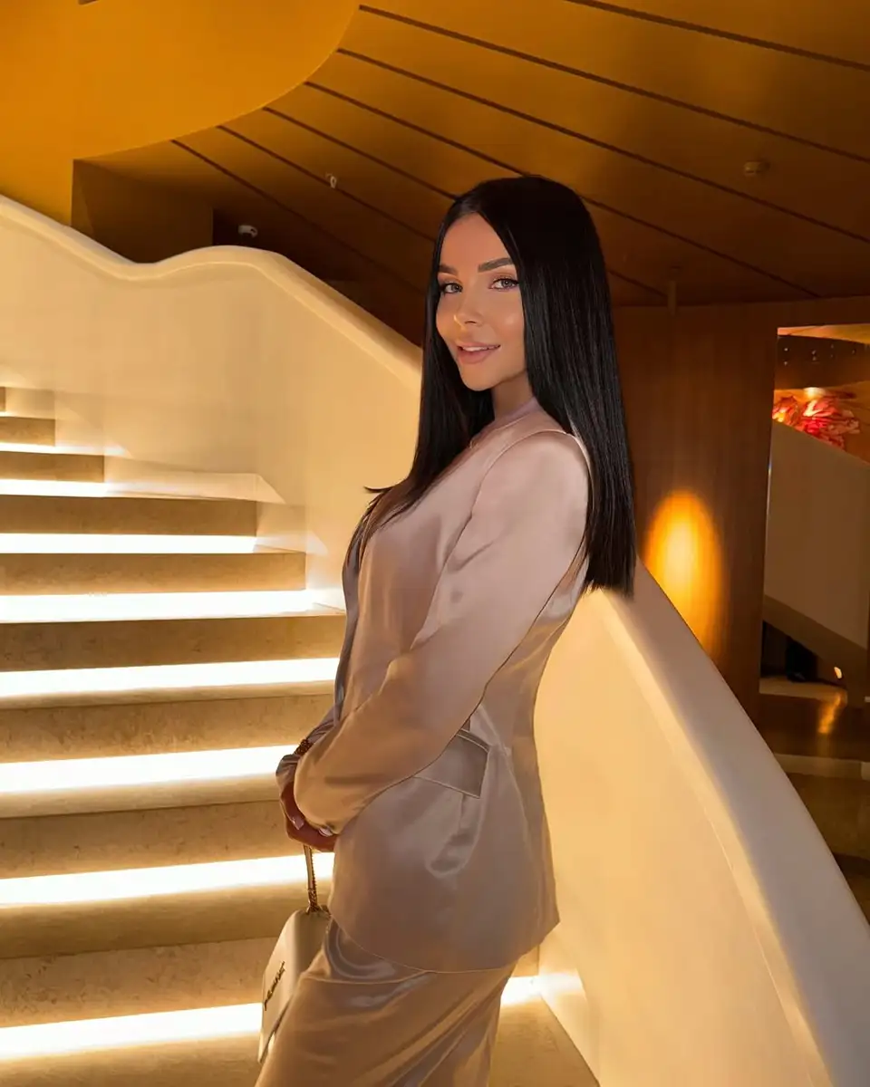 Margot escort in Moscow