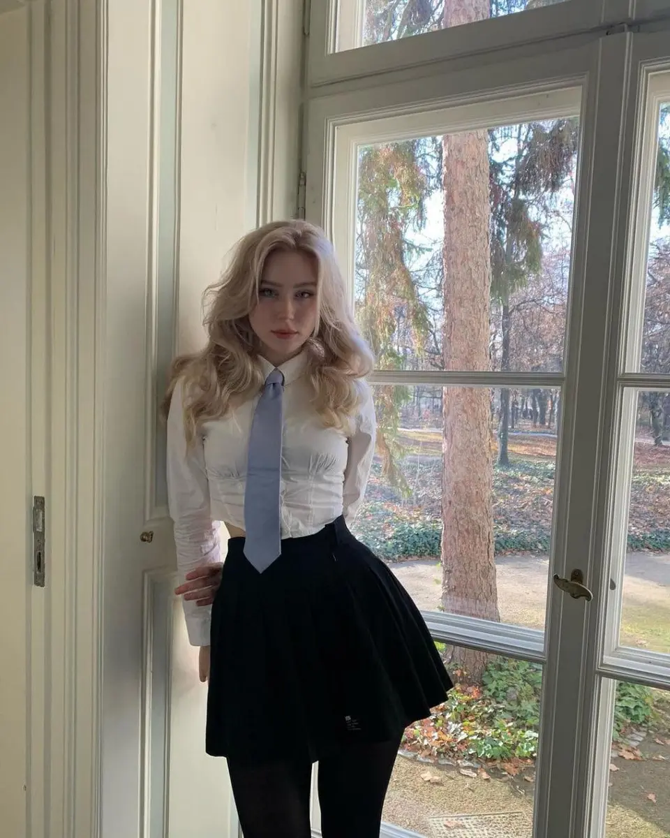 Mia escort in Moscow