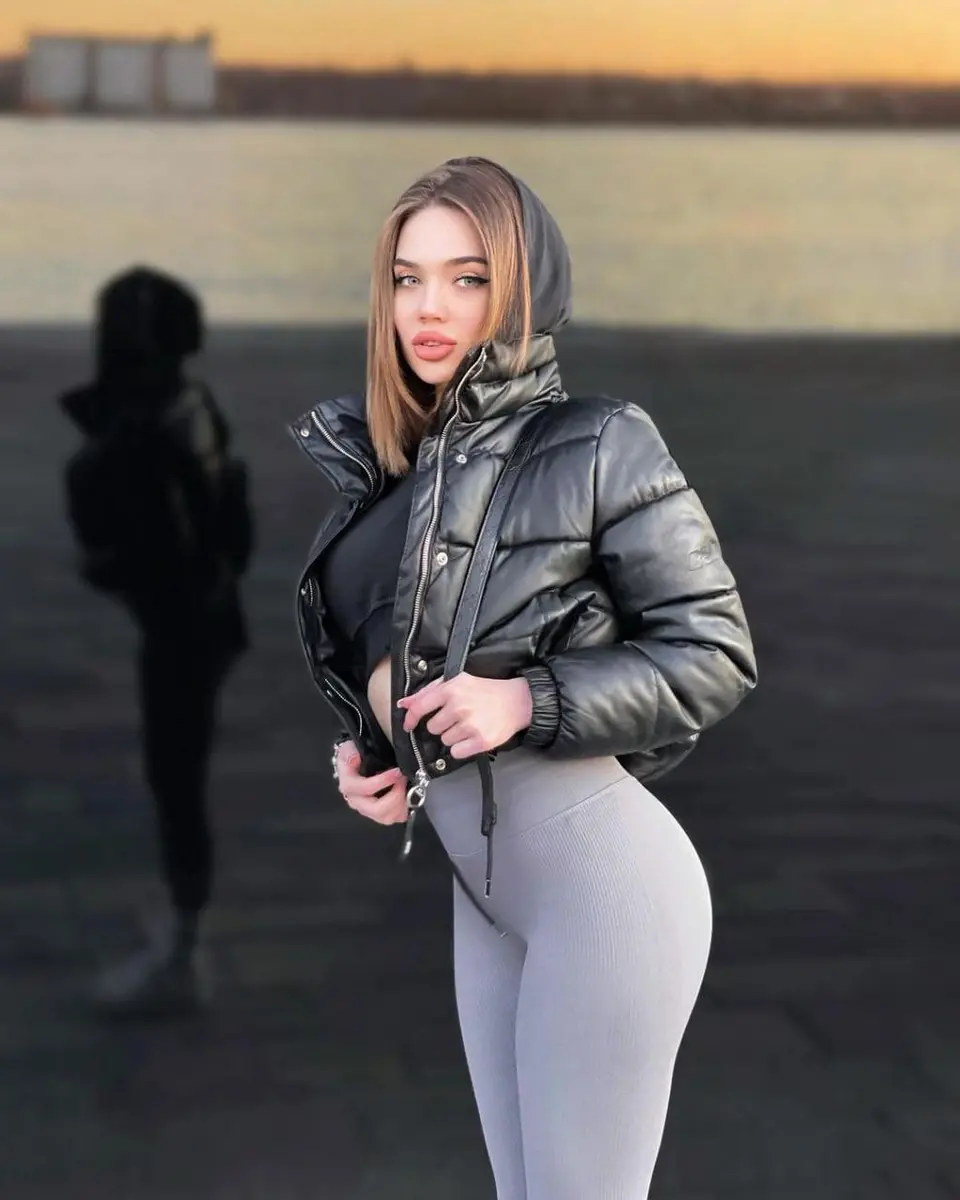 Millie escort in Moscow