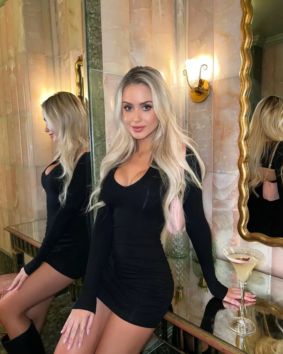 Myra escort in Moscow