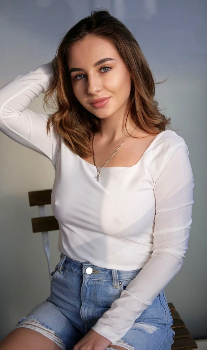 Nikole escort in Moscow