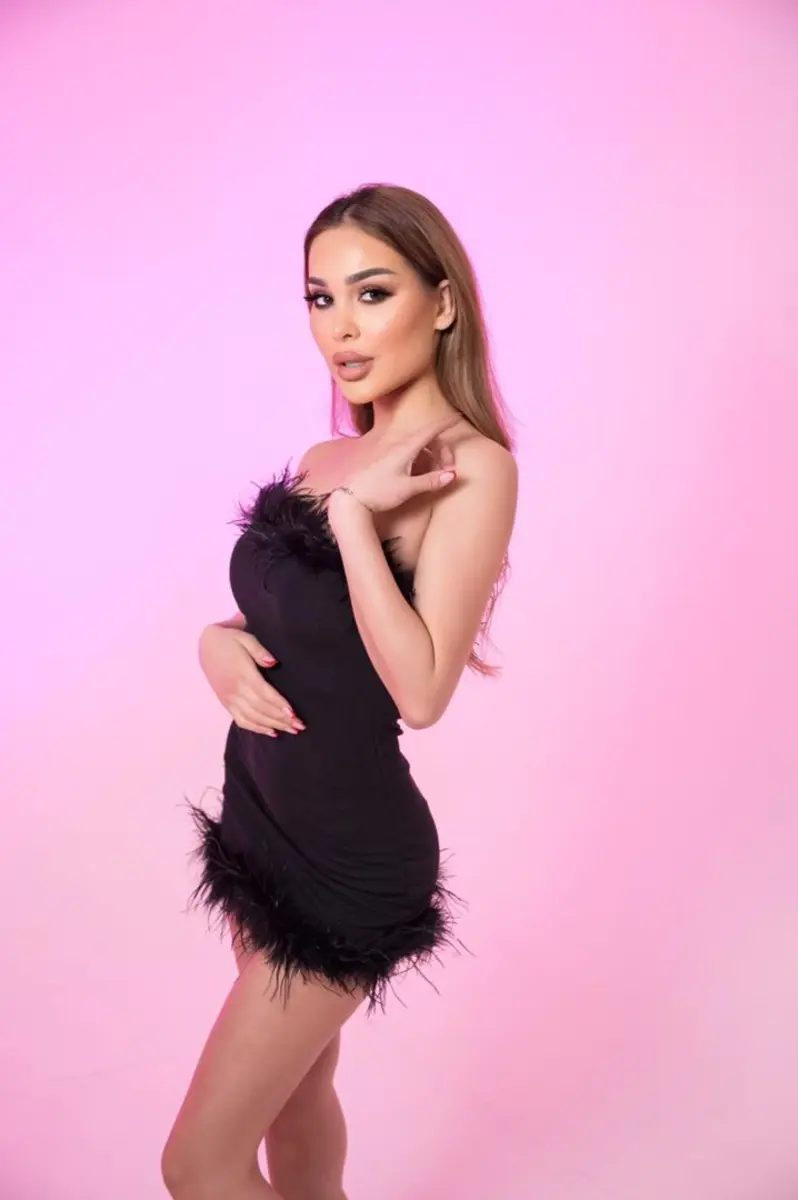 Selena escort in Moscow