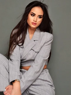 Tais escort in Moscow