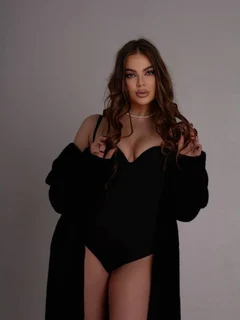 Thyra escort in Moscow