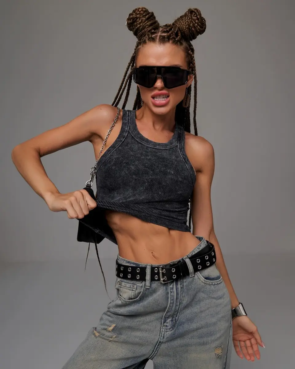 Tina escort in Moscow