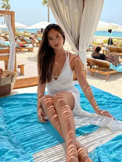 Zephyra escort in Dubai