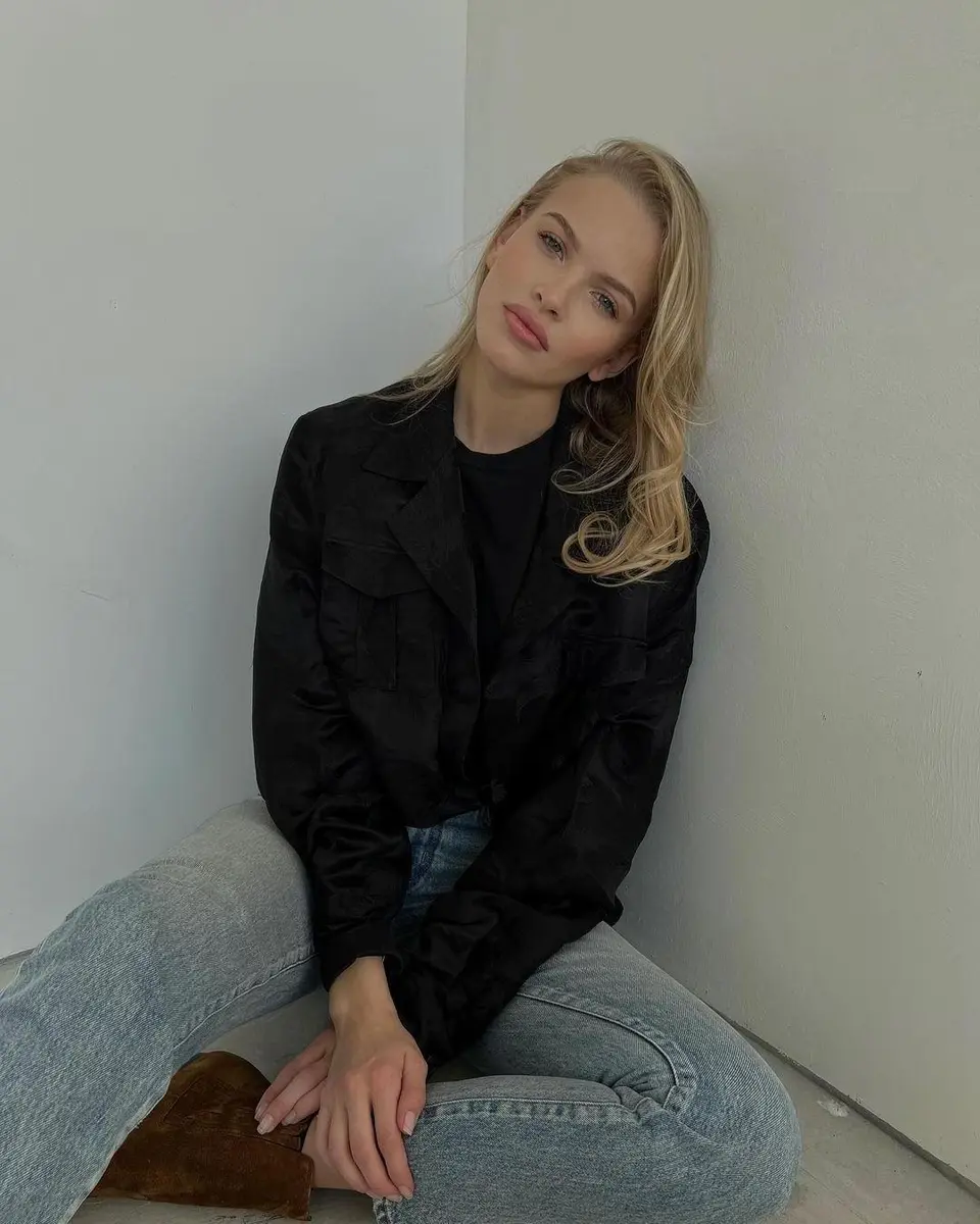 Zinnia escort in Moscow